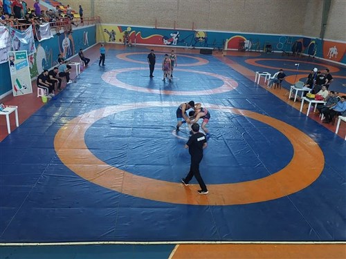 لیگ کشتی جوانان آزاد و فرنگی لرستان در ایستگاه پایانی